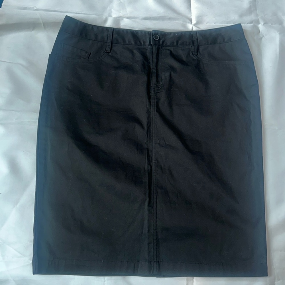Women’s Skirt